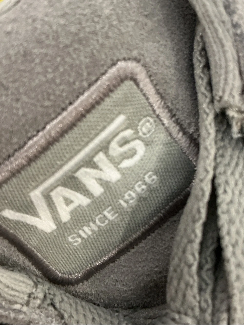 Vans Ward Deluxe Chenille grey Women’s size 10